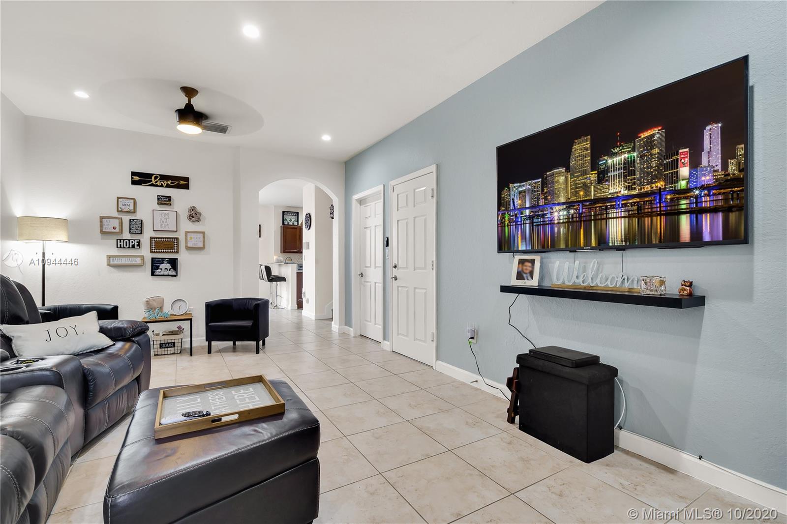 17631 Southwest 153rd Path Miami, FL 33187 - Photo 6 of 14