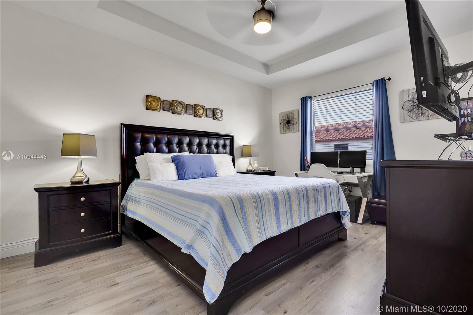 17631 Southwest 153rd Path Miami, FL 33187 - Photo 10 of 14
