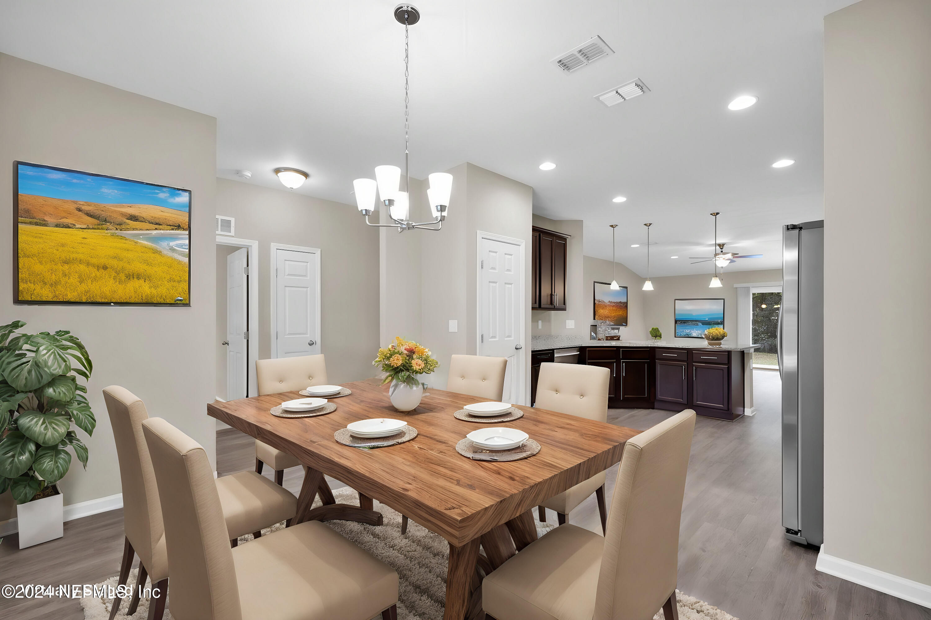5340 Bedford Road Jacksonville, FL 32207 - Photo 8 of 44 Dining Room (Virtually Staged)