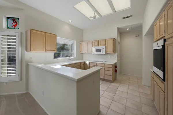 $399,000 | 78764 Putting Green Drive, Palm Desert, CA 92211