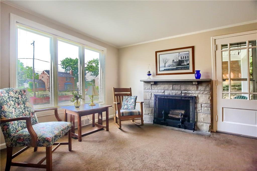 114 Virginia Road Pittsburgh, PA 15237 - Photo 6 of 25