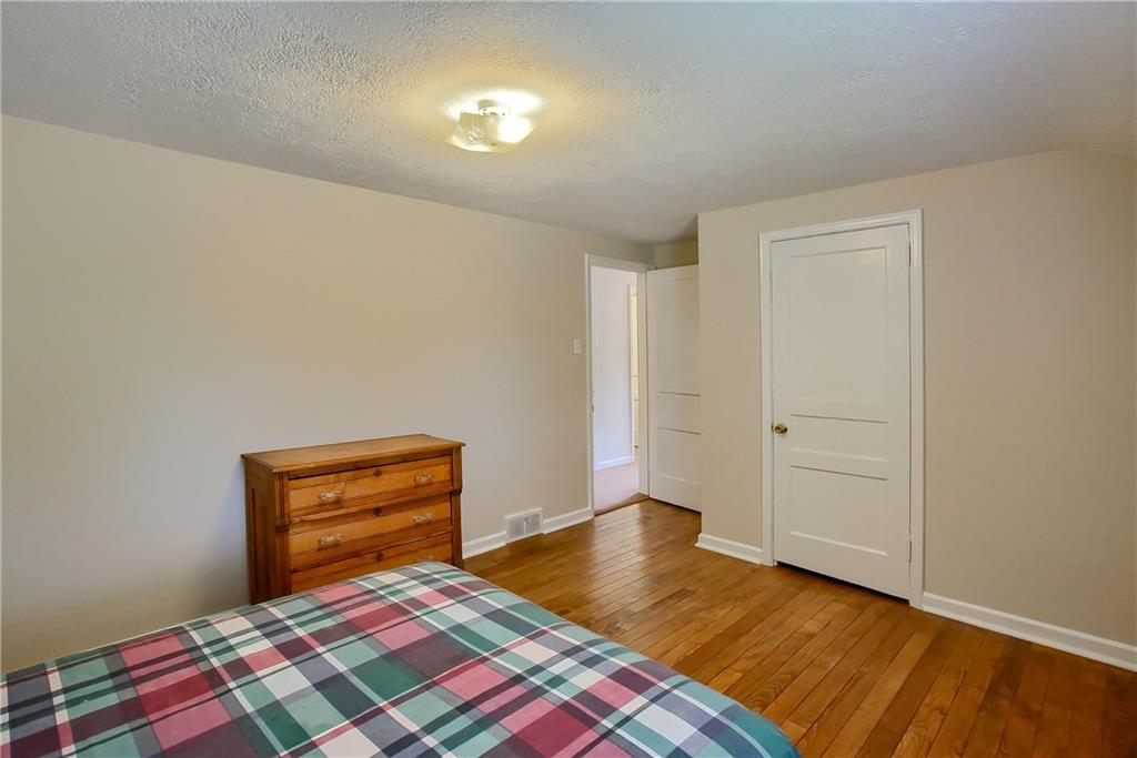 114 Virginia Road Pittsburgh, PA 15237 - Photo 9 of 25