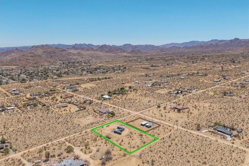 6816 Saddleback Road Joshua Tree, CA 92252 - Photo 68 of 71 a view of a mountain with a mountain in the background