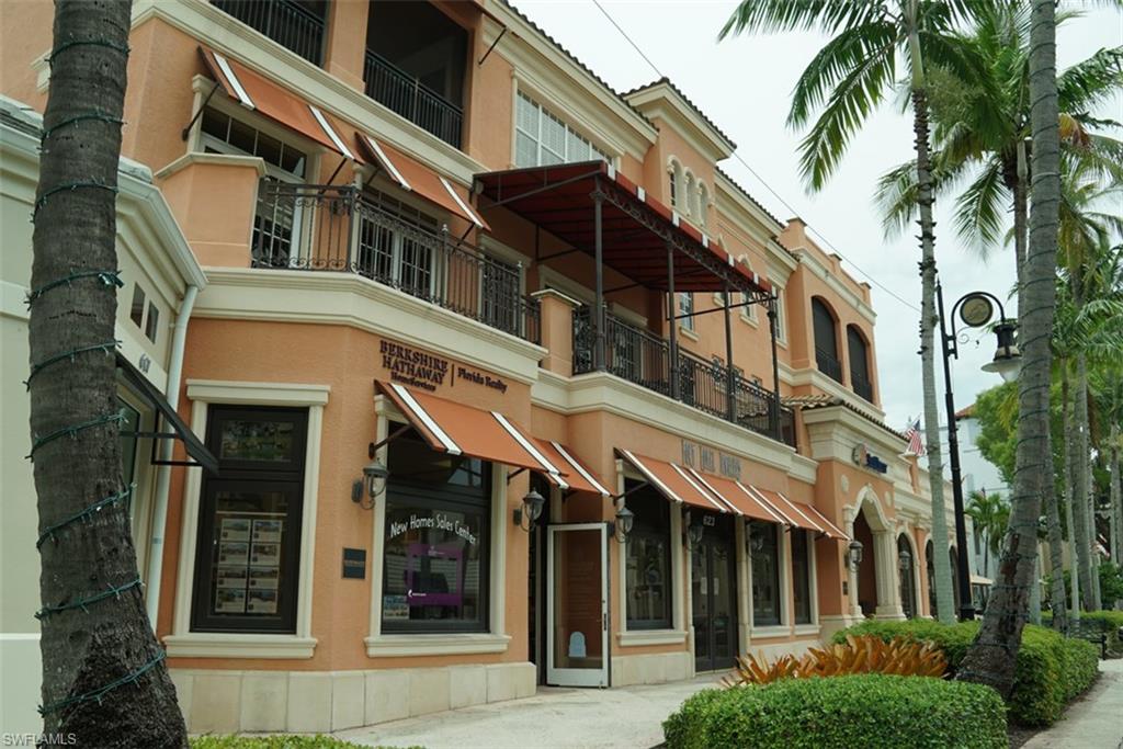 480 5th Street South, Unit 102 Naples, FL 34102 - Photo 23 of 24 front view of a building