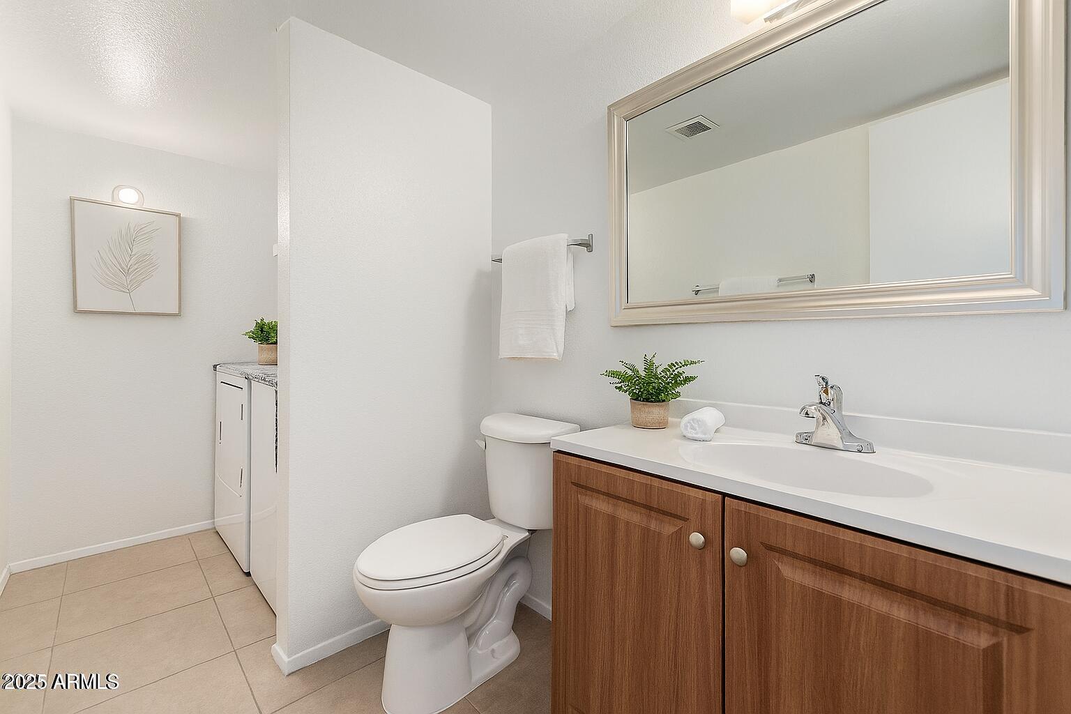 3511 East Baseline Road, Unit 1210 Phoenix, AZ 85042 - Photo 10 of 18 Home-For-Sale-Phoenix (2)
