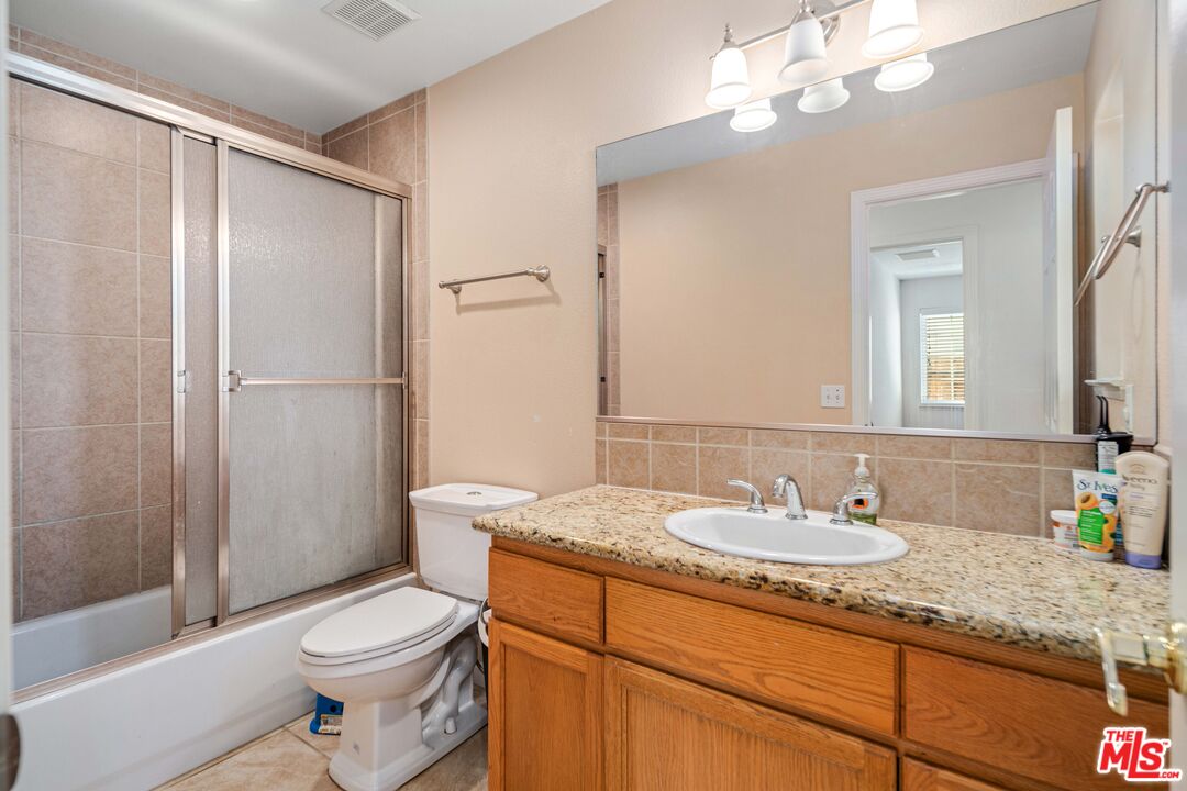 9516 Mendiburu Road California City, CA 93505 - Photo 23 of 32
