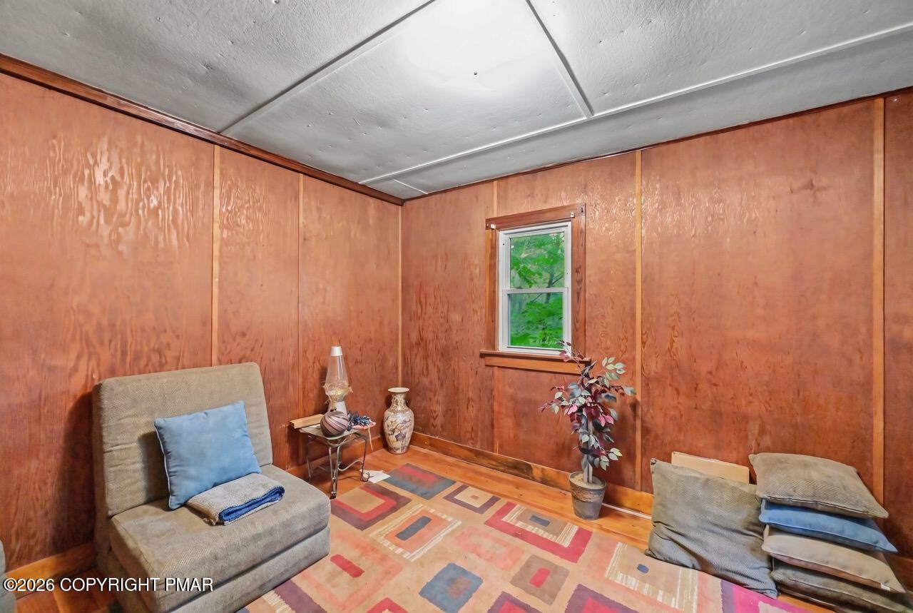 239 Meadowside Road Mount Pocono, PA 18344 - Photo 66 of 75 Bedroom 2