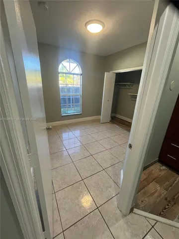 a view of utility room