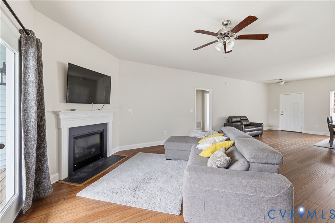 1772 Midview Road Henrico, VA 23231 - Photo 10 of 34