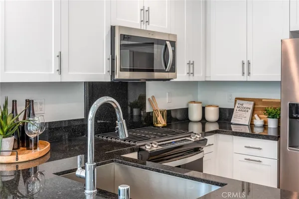 $460,990 | 1122 East Santo Antonio Drive, Colton, CA 92324