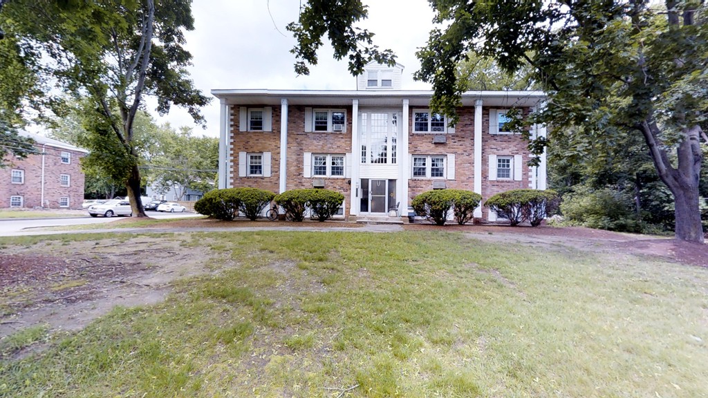 39 North Billerica Road, Unit 10 Lowell, MA 01852 - Photo 1 of 7 Gallery Image 1