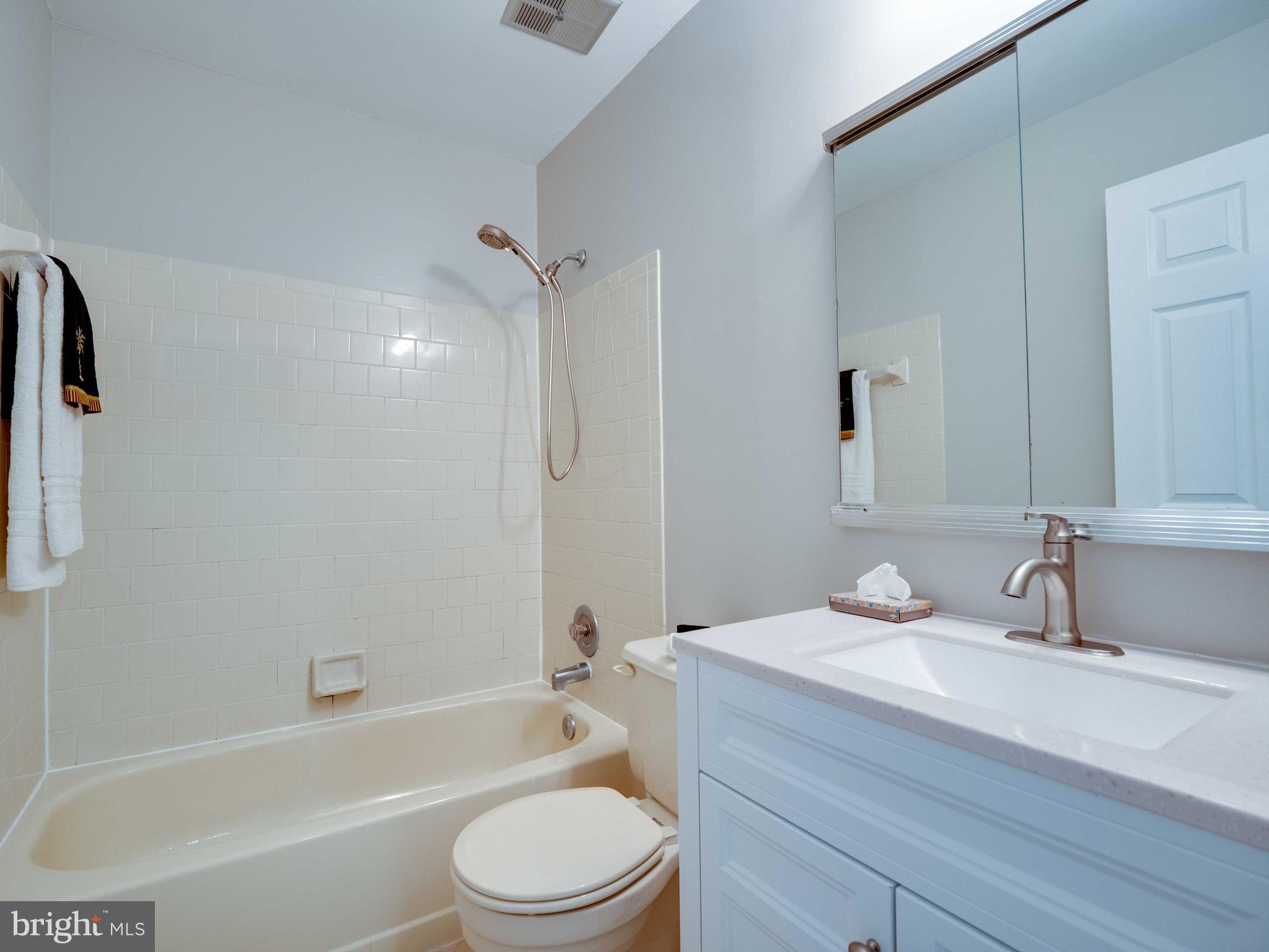 6227 Rathlin Drive Springfield, VA 22152 - Photo 25 of 49