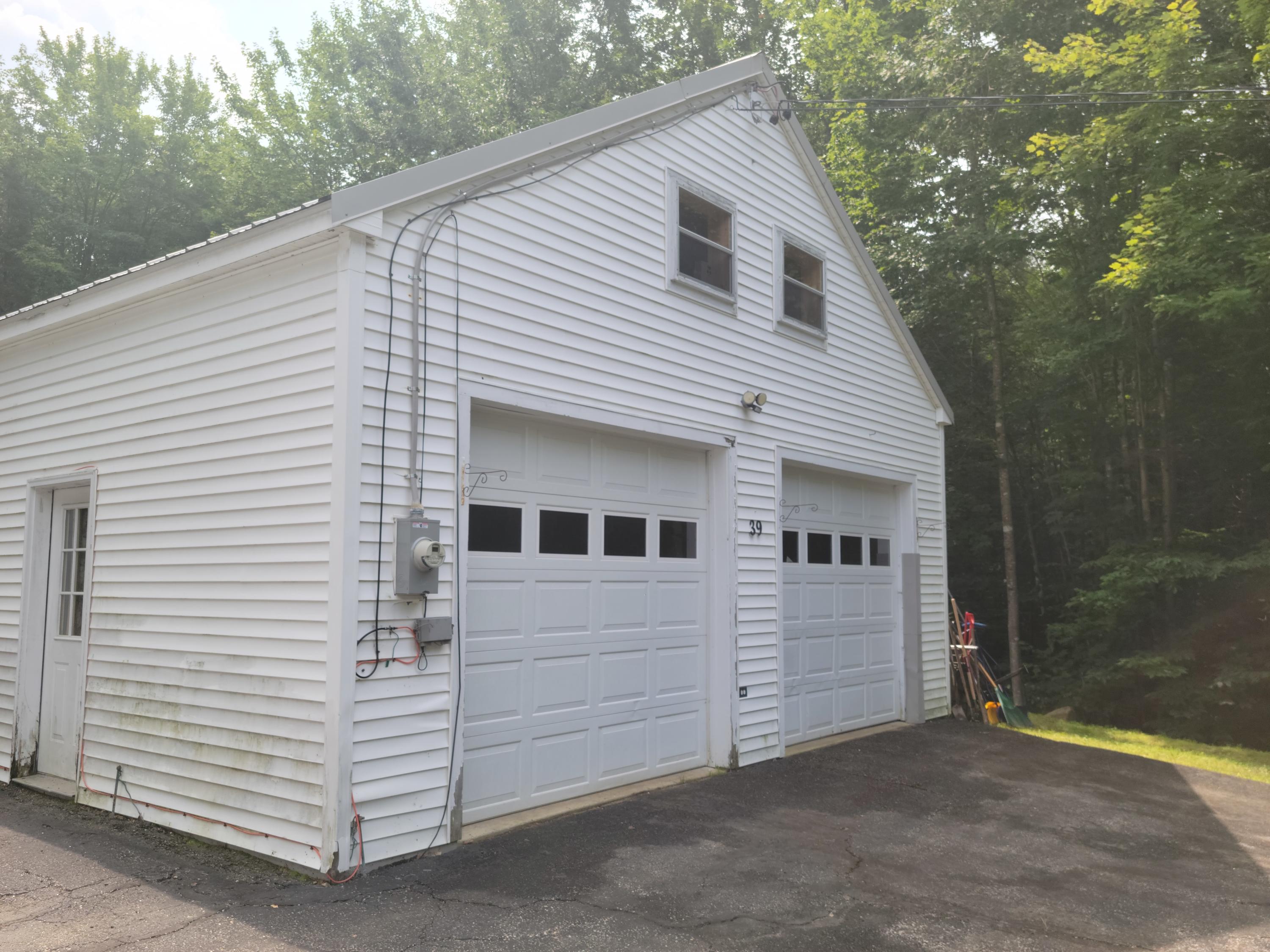 39 Reservoir Road South Paris, ME 04281 - Photo 2 of 35 Garage