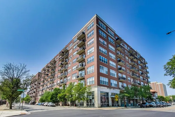 $2,850 | 6 South Laflin Street, Unit 822, Chicago, IL 60607