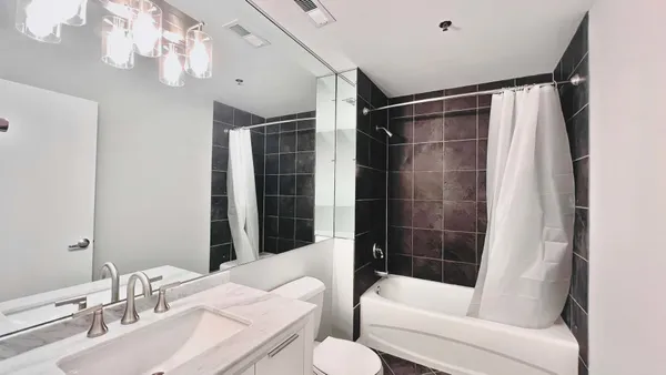 $2,850 | 6 South Laflin Street, Unit 822, Chicago, IL 60607