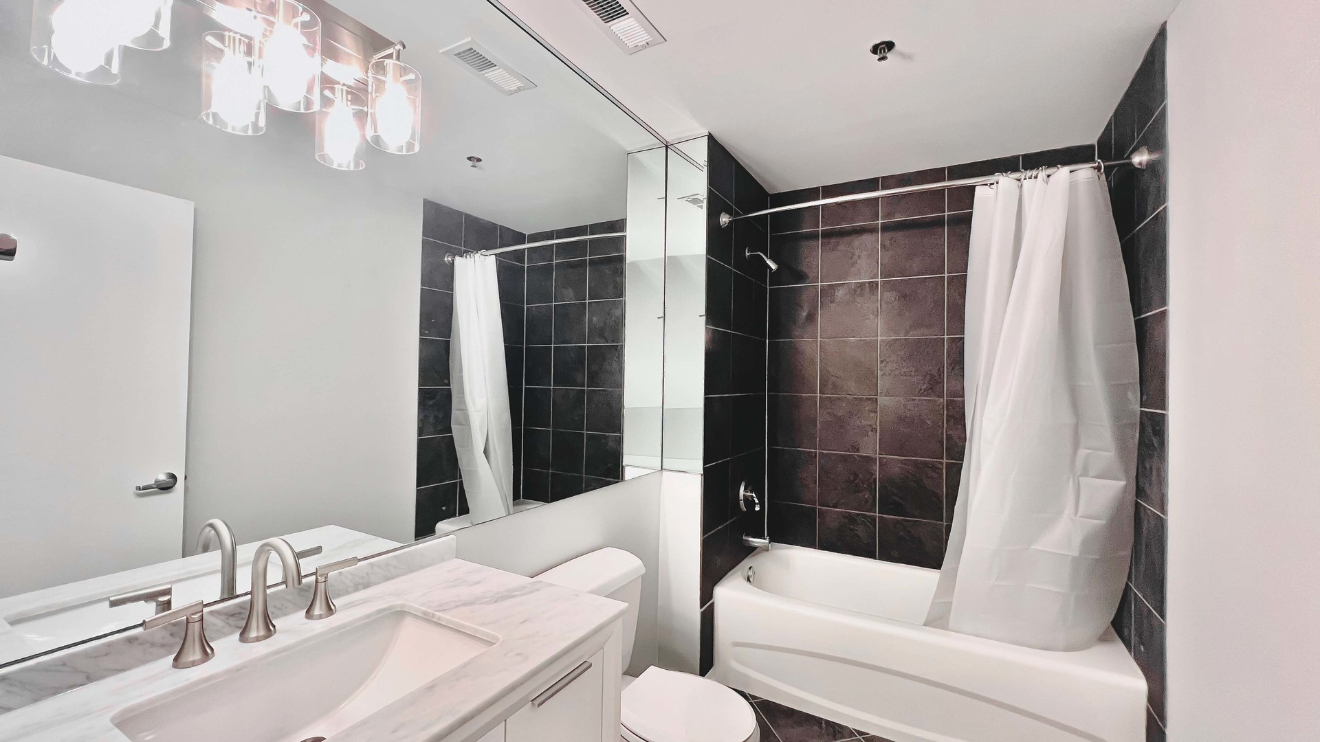 6 South Laflin Street, Unit 822 Chicago, IL 60607 - Photo 13 of 19