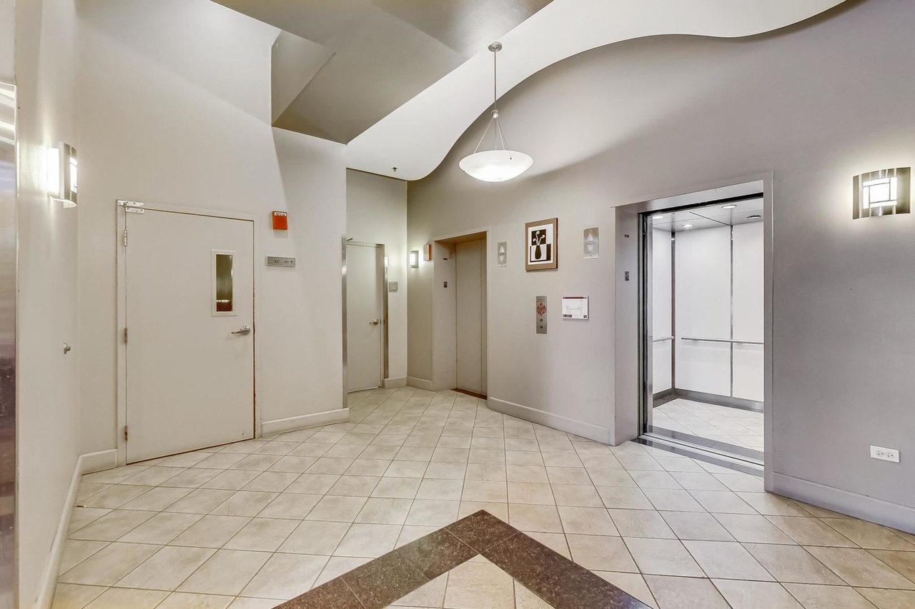 6 South Laflin Street, Unit 822 Chicago, IL 60607 - Photo 19 of 19