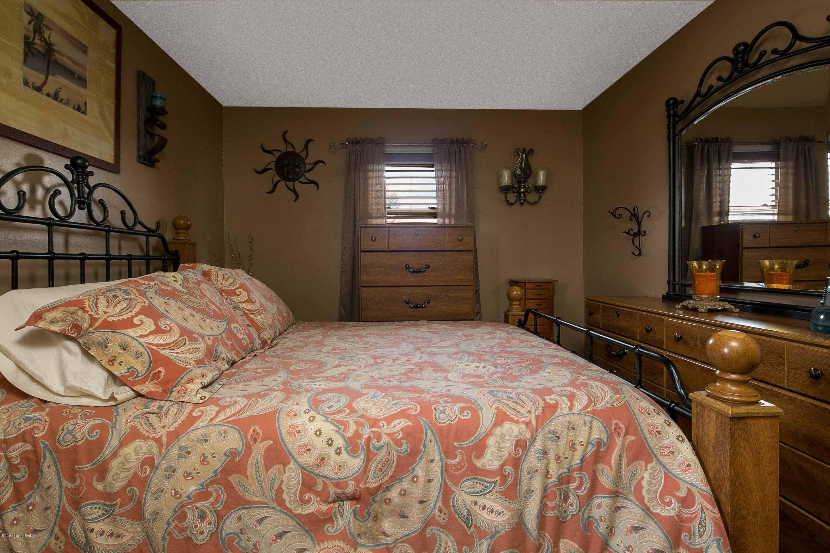 9328 Fairground Road Louisville, KY 40291 - Photo 9 of 26 Bedroom 1