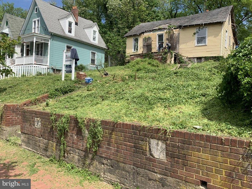 2110 16th Street Southeast Washington, DC 20020 - Photo 1 of 5