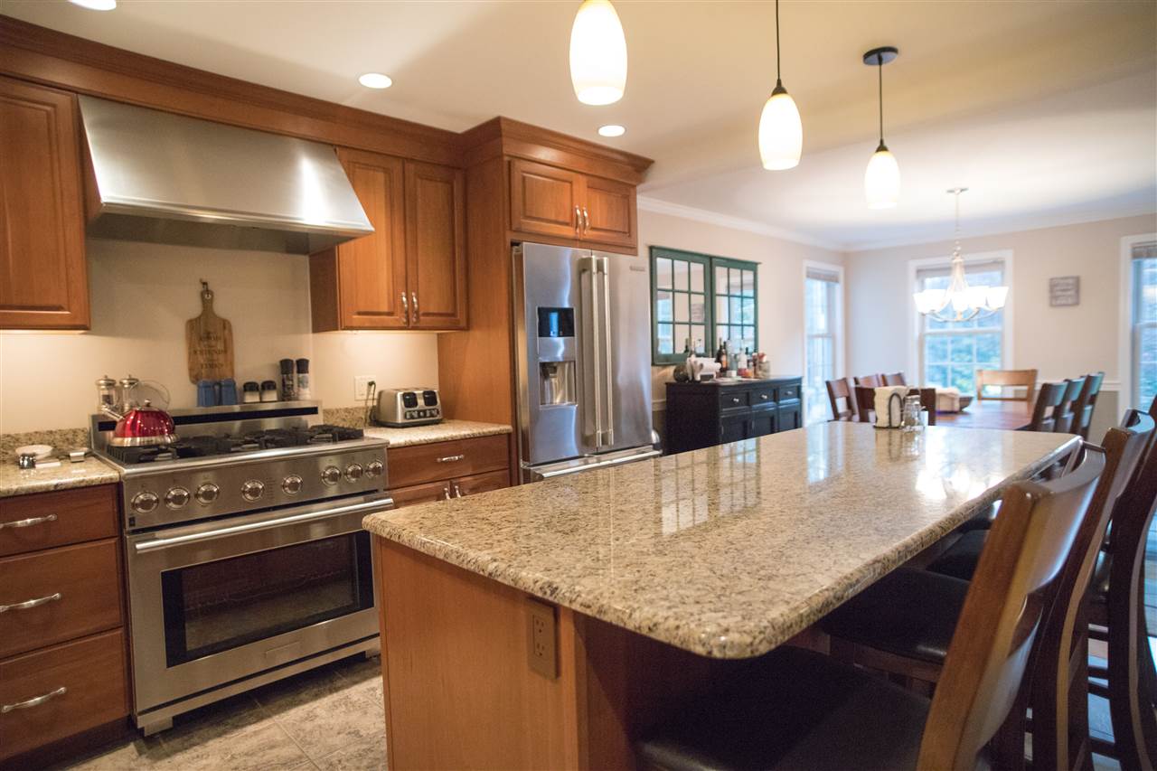 570 Ocean Road Portsmouth, NH 03801 - Photo 14 of 31 Gallery Image 14