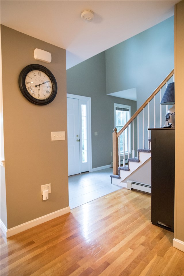 570 Ocean Road Portsmouth, NH 03801 - Photo 17 of 31 Gallery Image 17