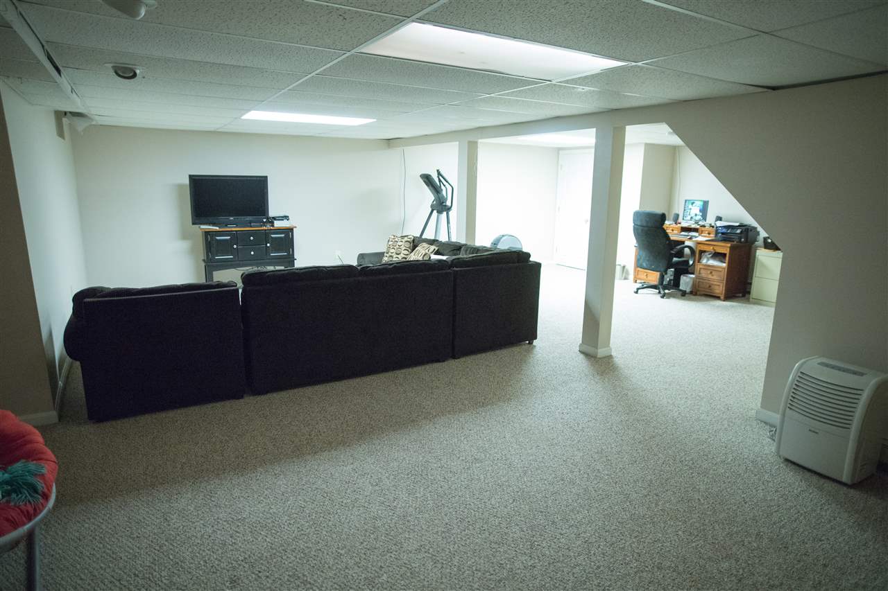 570 Ocean Road Portsmouth, NH 03801 - Photo 29 of 31 Gallery Image 29