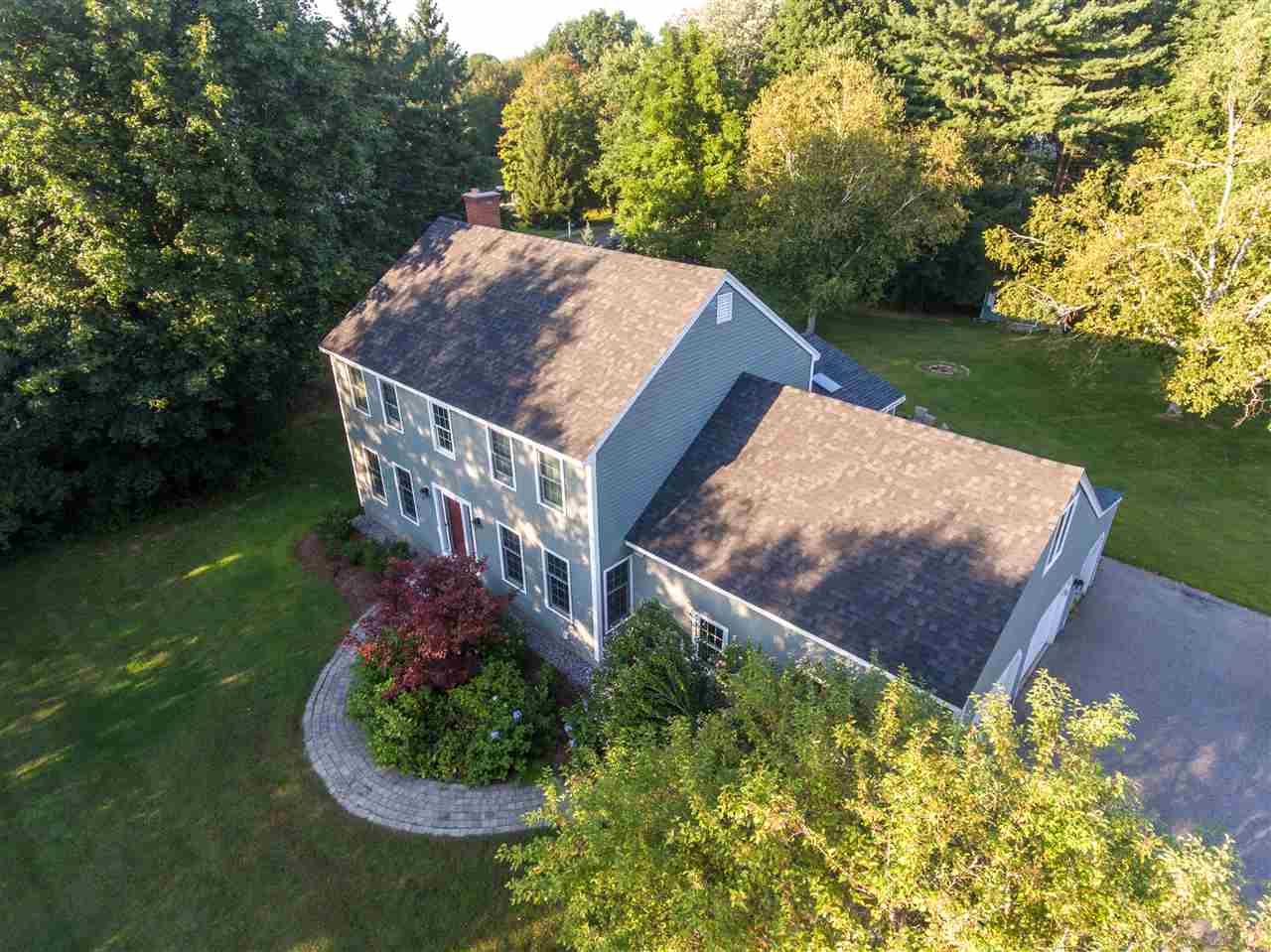 570 Ocean Road Portsmouth, NH 03801 - Photo 5 of 31 Gallery Image 5