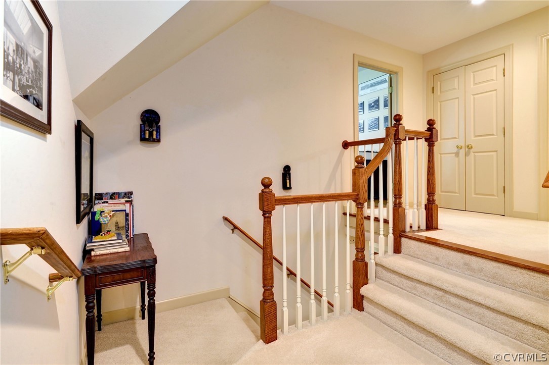 105 Mid Ocean Williamsburg, VA 23188 - Photo 25 of 36 a view of a hallway with seating area
