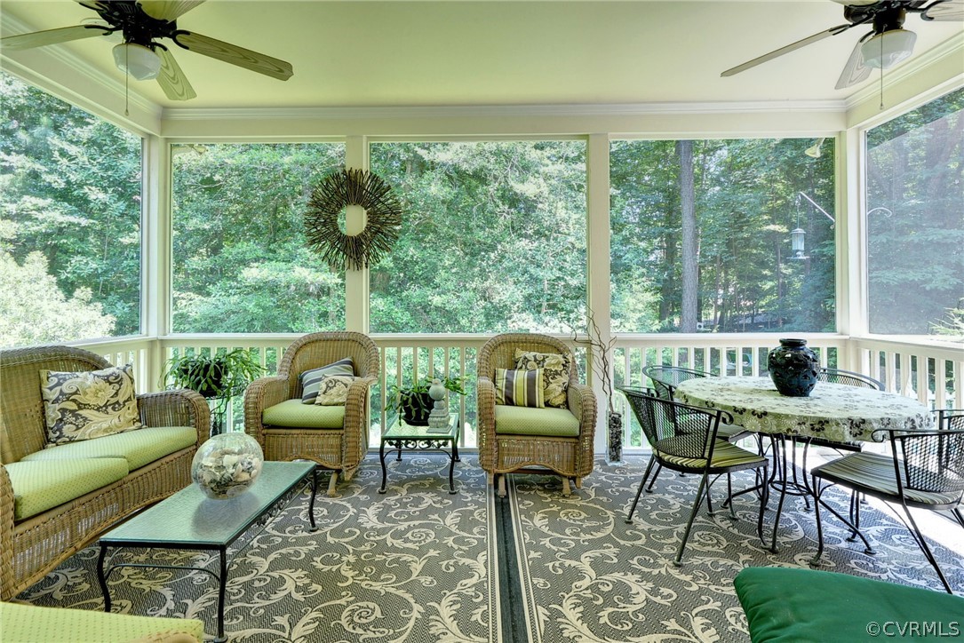 105 Mid Ocean Williamsburg, VA 23188 - Photo 29 of 36 a living room with furniture and a window