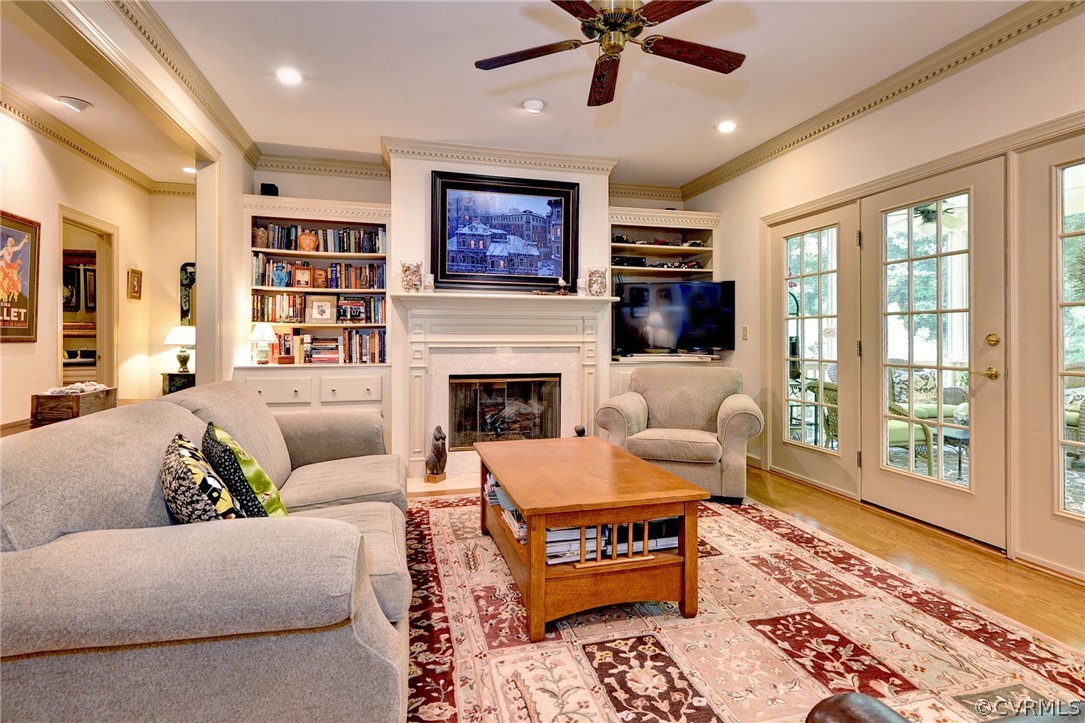 105 Mid Ocean Williamsburg, VA 23188 - Photo 6 of 36 a living room with furniture fireplace and a rug