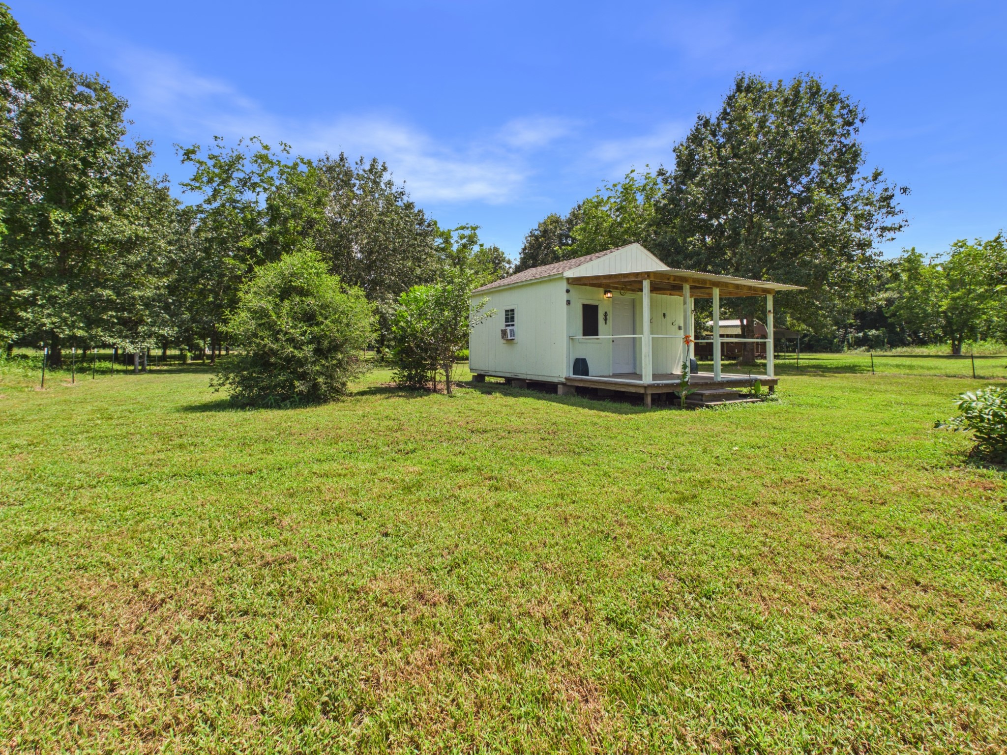 282 B Rte 66 Livingston, TX 77351 - Photo 13 of 27 Room for anything!