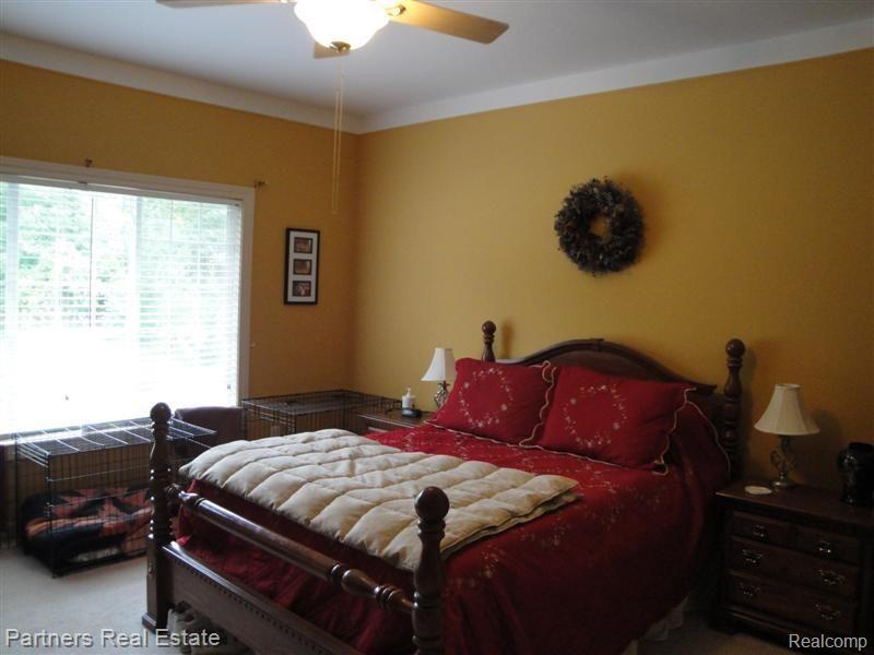 1927 Sundance Ridge Howell, MI 48843 - Photo 17 of 25 MBR