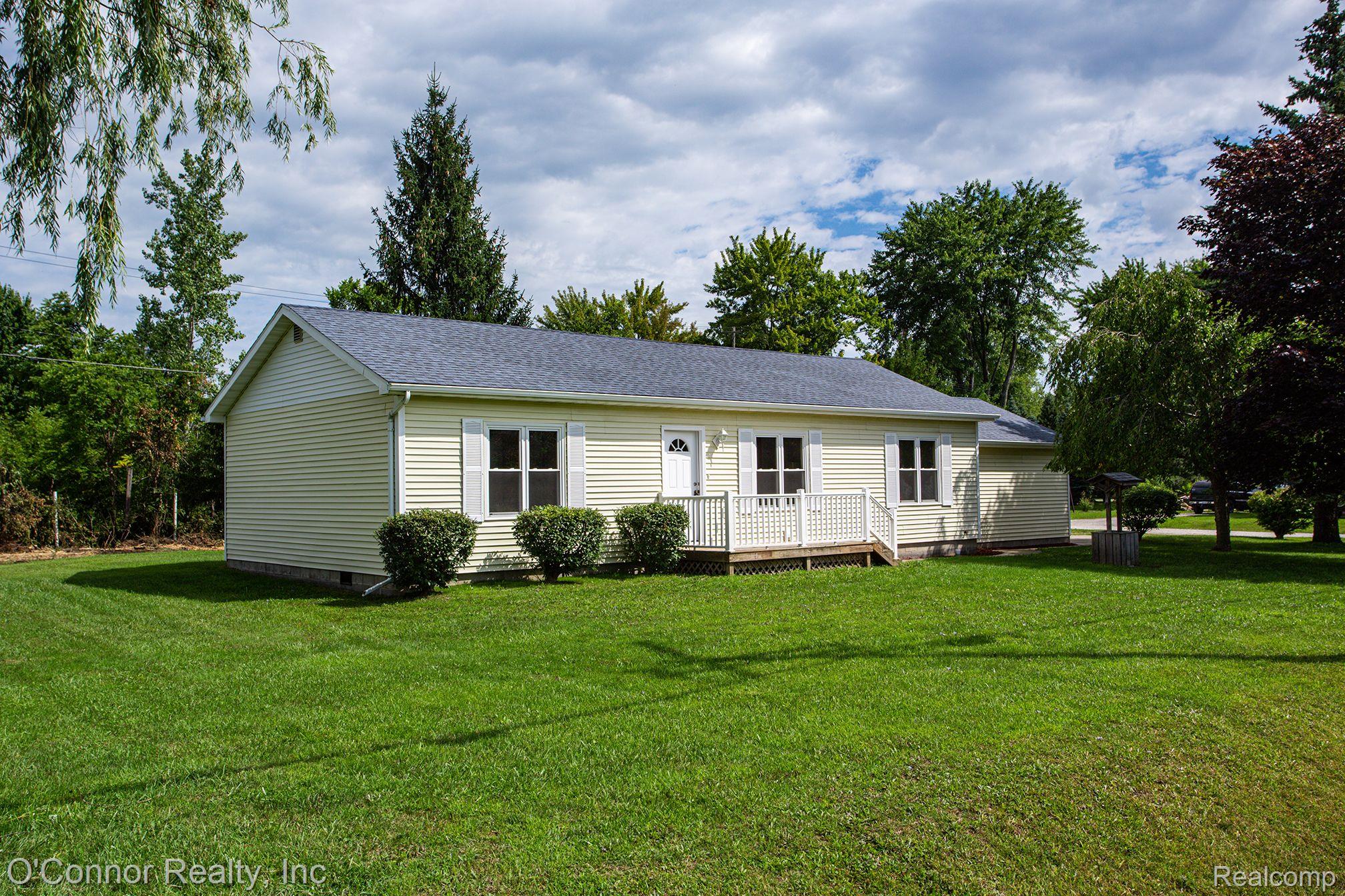 4212 Ravenswood Road Port Huron, MI 48060 - Photo 1 of 22 Gallery Image 1