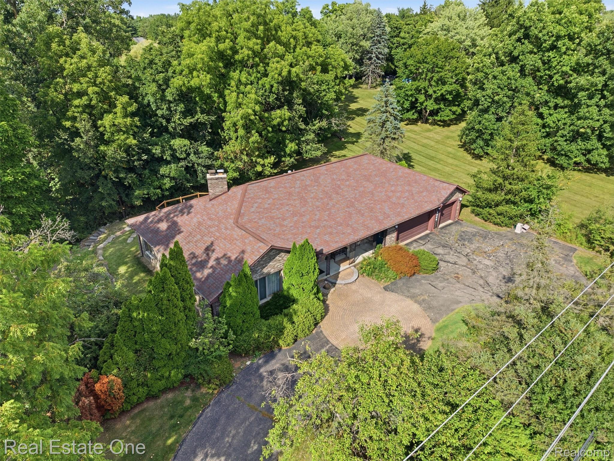 2626 West Wattles Road Troy, MI 48098 - Photo 57 of 65 Additional content