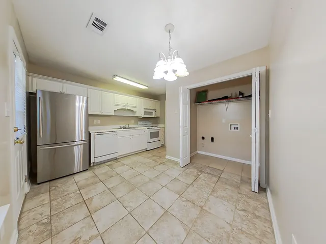 $1,465 | 579 Edgecliff Lane, Evans, GA 30809