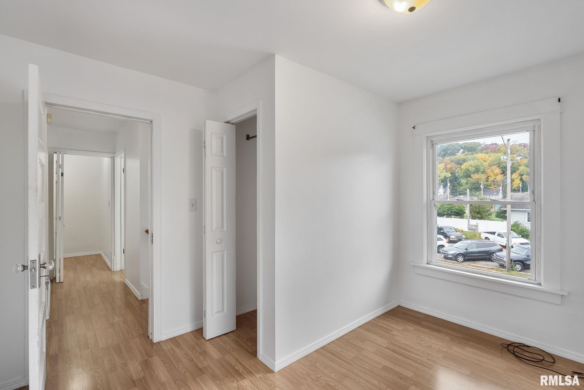 254 45th Street Moline, IL 61265 - Photo 12 of 20