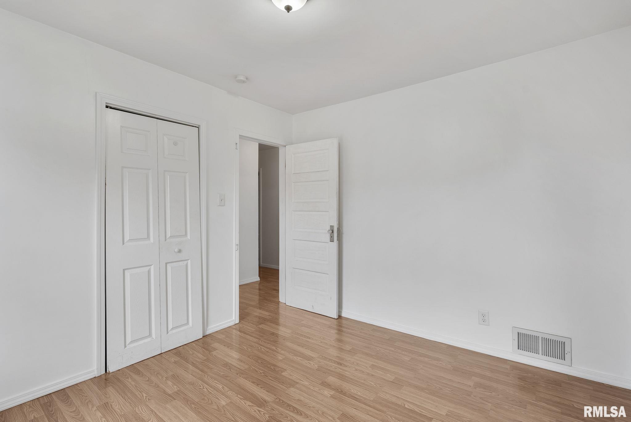 254 45th Street Moline, IL 61265 - Photo 13 of 20