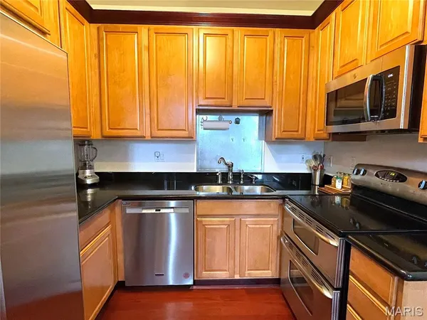 $2,495 | 4540 Lindell Boulevard, Unit 106, St. Louis, MO 63108