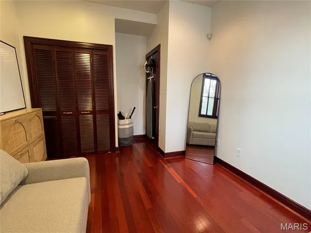 $2,695 | 4540 Lindell Boulevard, Unit 106, St. Louis, MO 63108