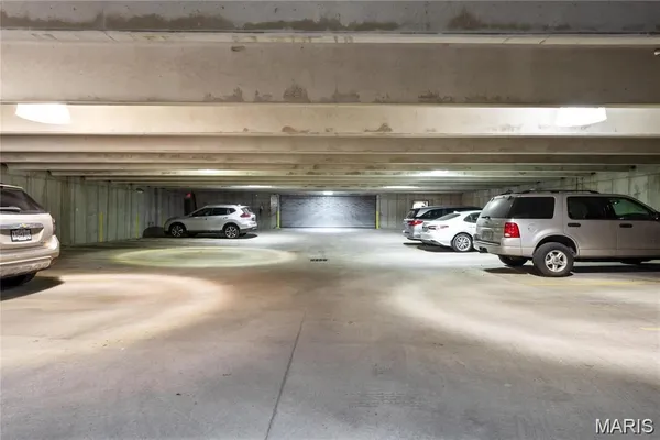 $2,495 | 4540 Lindell Boulevard, Unit 106, St. Louis, MO 63108