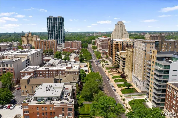 $2,495 | 4540 Lindell Boulevard, Unit 106, St. Louis, MO 63108