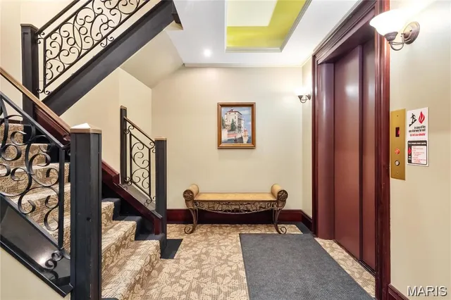 $2,695 | 4540 Lindell Boulevard, Unit 106, St. Louis, MO 63108