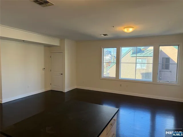 $3,545 | 2001 Hudson Terrace, Unit 501, Fort Lee, NJ 07024
