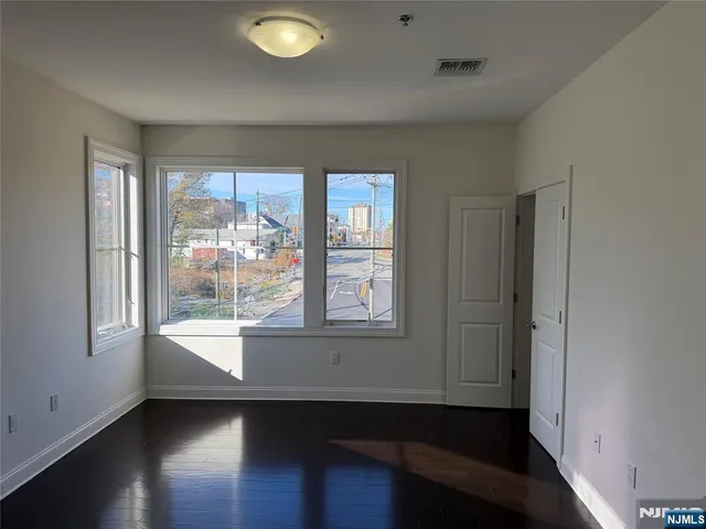 $3,545 | 2001 Hudson Terrace, Unit 501, Fort Lee, NJ 07024