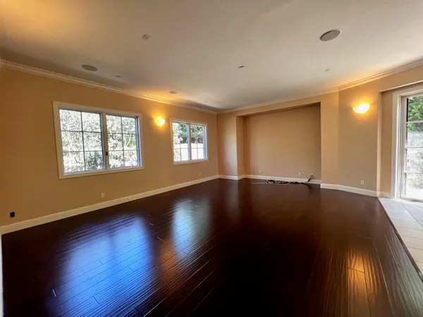 $10,900 | 4698 Granada Way, Santa Barbara, CA 93110