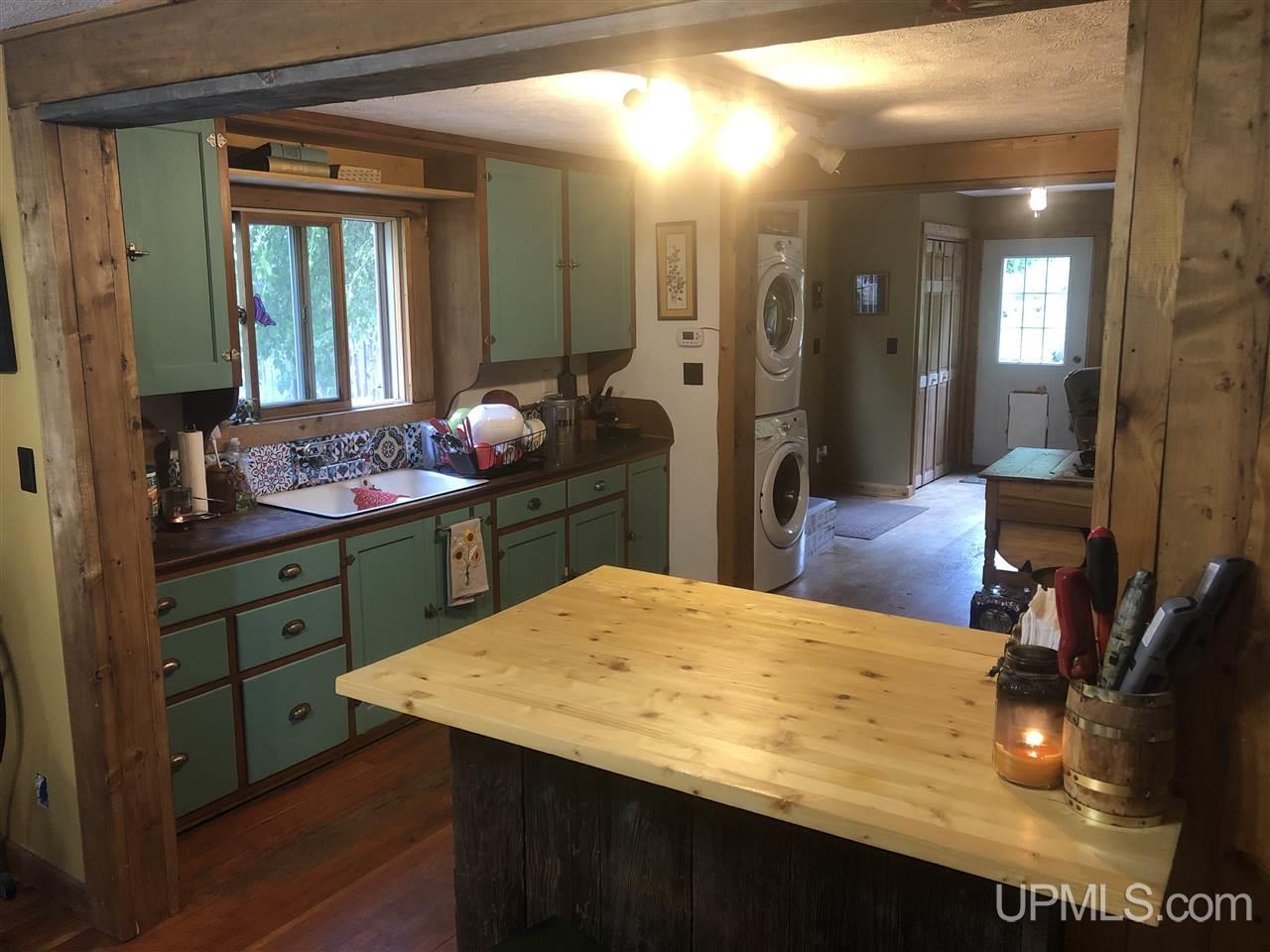 357 Eagles Nest Road Marquette, MI 49855 - Photo 3 of 39