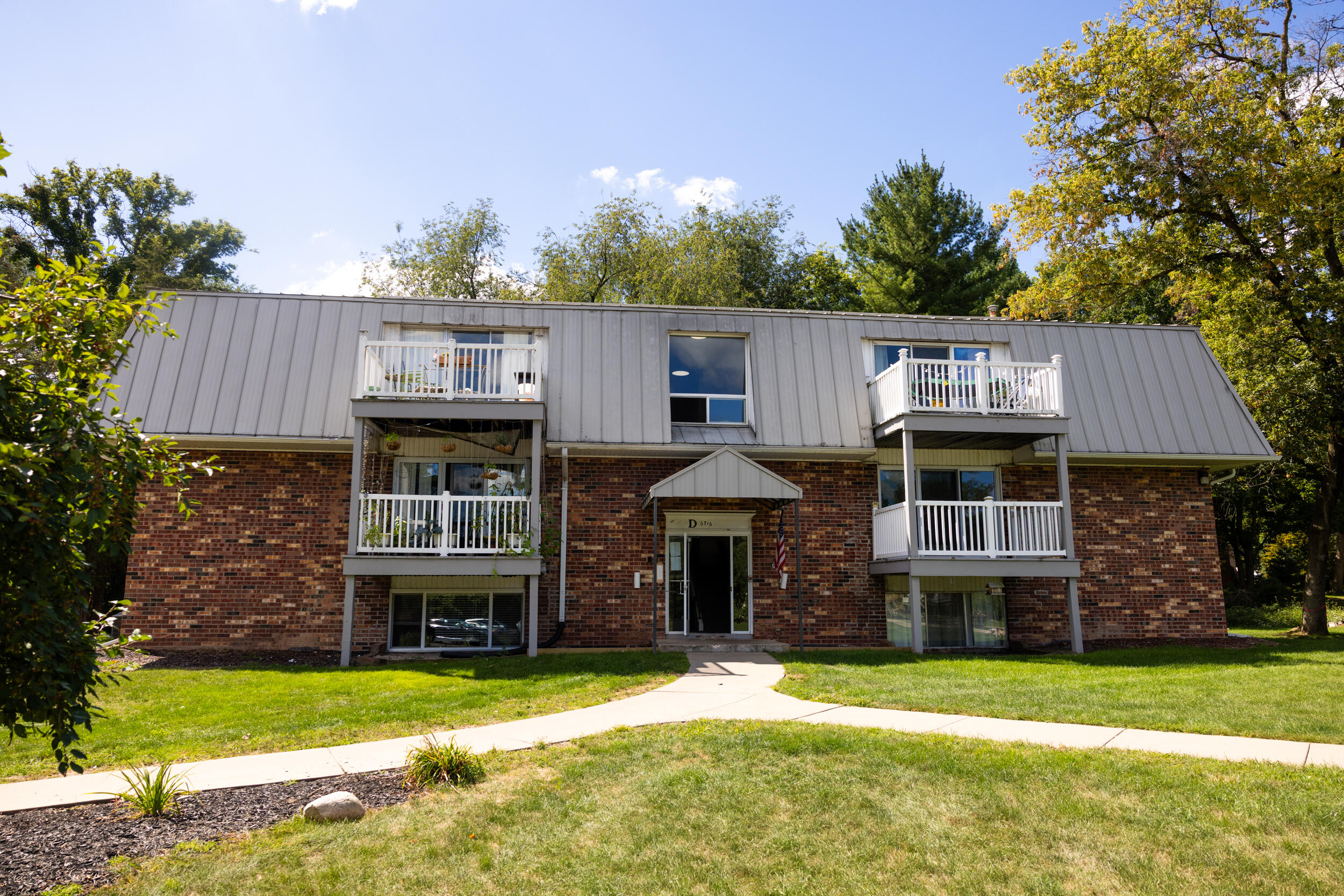 6716 Cascade Road Southeast, Unit 43 Grand Rapids, MI 49546 - Photo 1 of 23 1