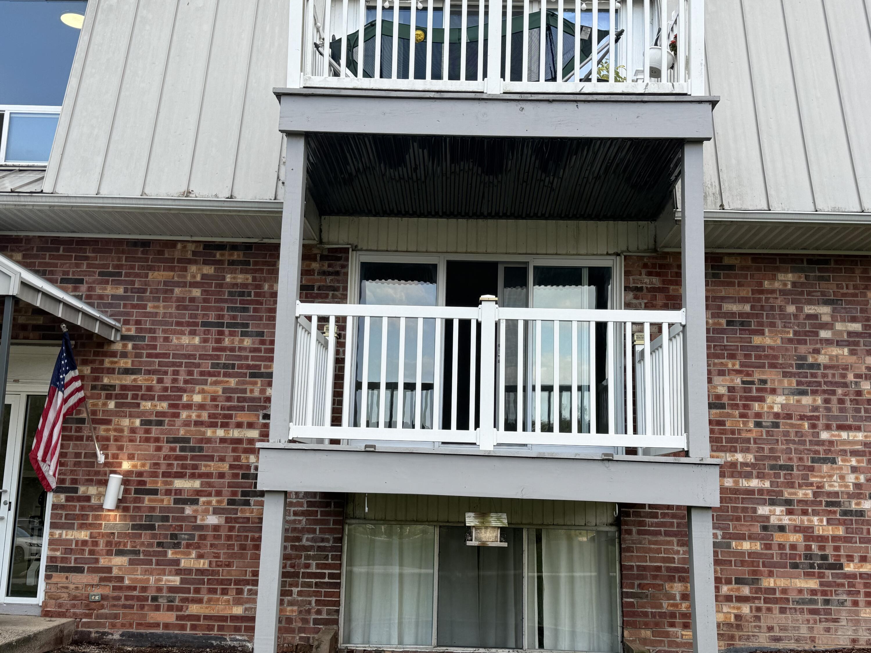 6716 Cascade Road Southeast, Unit 43 Grand Rapids, MI 49546 - Photo 3 of 23 3