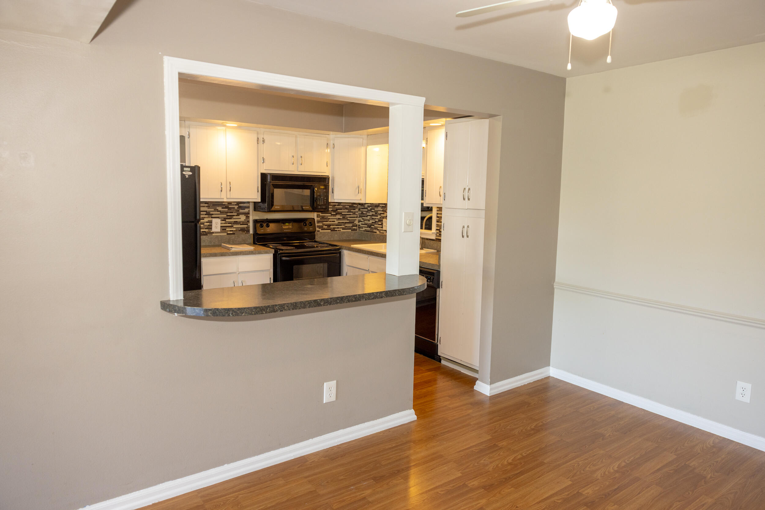 6716 Cascade Road Southeast, Unit 43 Grand Rapids, MI 49546 - Photo 9 of 23 30