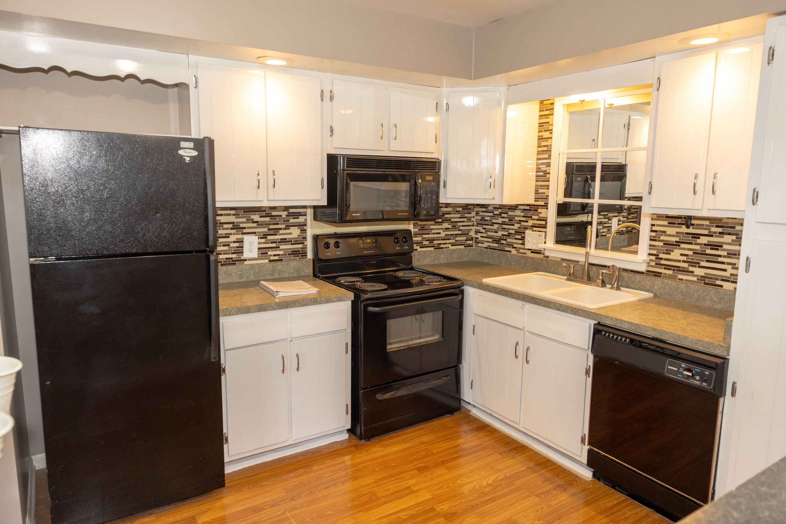 6716 Cascade Road Southeast, Unit 43 Grand Rapids, MI 49546 - Photo 10 of 23 40